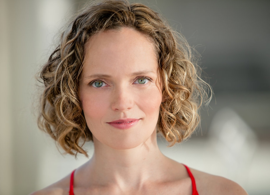 LeahCurneyHeadshot