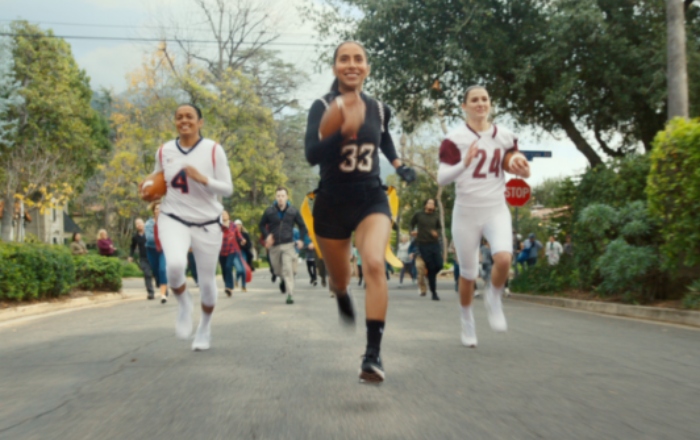 Team Mexico flag football player Diana Flores shares what it means to win a  gold medal for Team Mexico